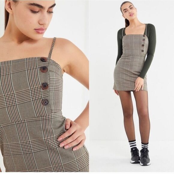 Urban Outfitters Danielle Plaid Mini Dress Size Small - Picture 1 of 6